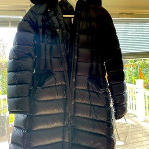 Black Moncler coat size 4 (large )